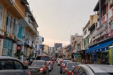 RARE Ground Floor Shop in Jalan Bunga Raya near Kampung Jawa Tourist Spot Jonker Street