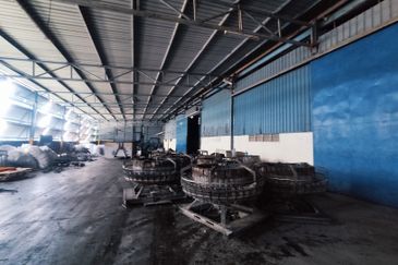 BIG AREA Detached Factory Warehouse Kawasan Perindustrian Masjid Tanah Industrial 