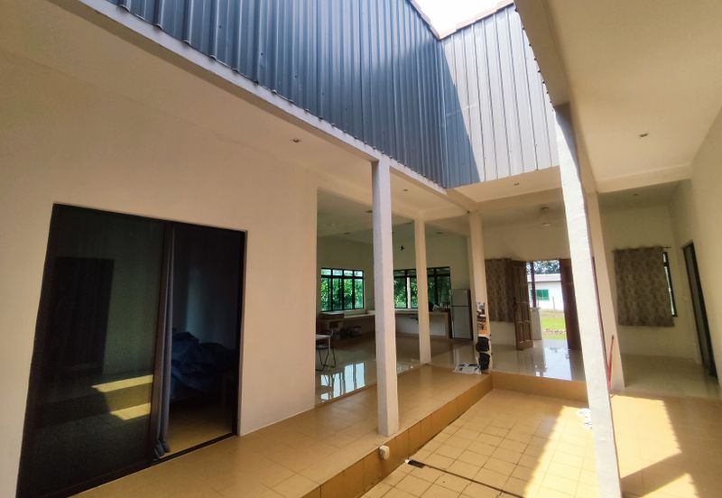 VACATION HOME 4-bed 1 Storey Banglo Single Storey Bungalow with Big Land Nusa Dusun Kuala Sungai Baru Kuala Linggi