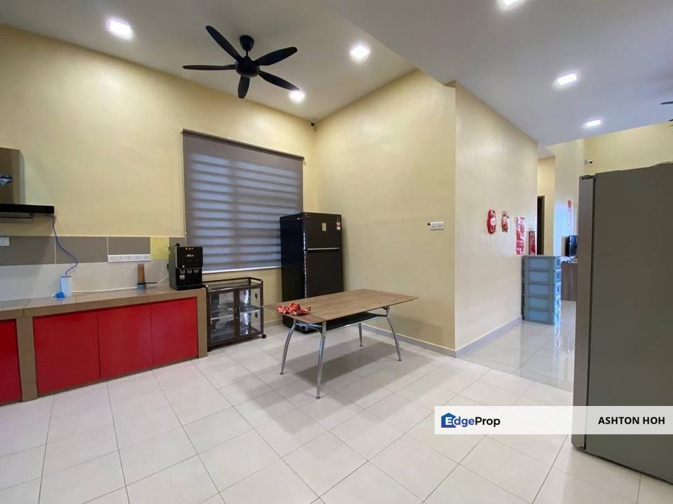 FREEHOLD 4-bed 1 Storey Banglo in Taman Belimbing Setia Durian Tunggal , Melaka, Durian Tunggal