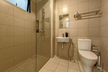 GREAT DEAL! RM500 Booking Fully Furnished Freehold 2-bed The Apple Duplex Dual Keys Condo Melaka City Centre