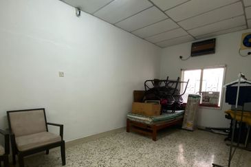 PEACEFUL Freehold 4-bed 1 Storey Banglo in Taman Muhibbah Klebang Besar