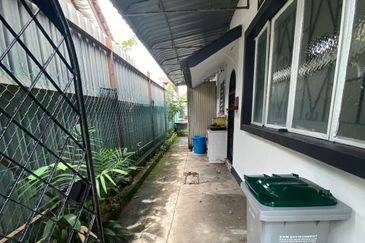 PEACEFUL Freehold 4-bed 1 Storey Banglo in Taman Muhibbah Klebang Besar