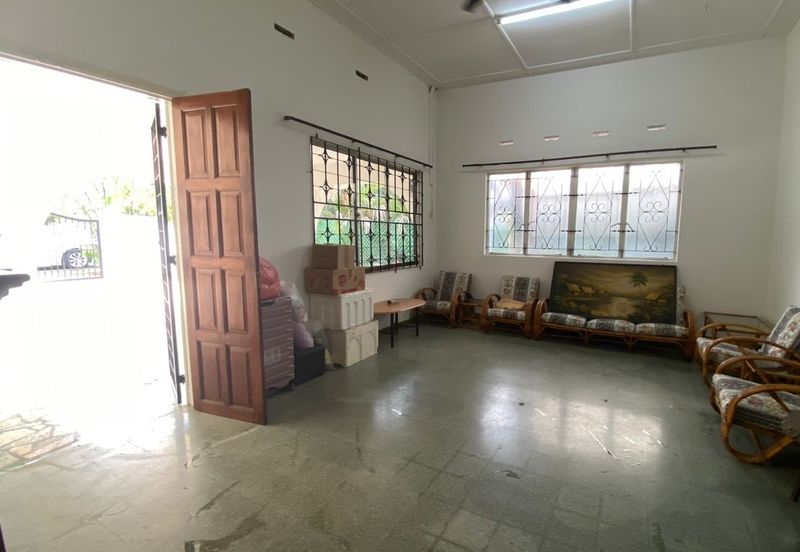 PEACEFUL Freehold 4-bed 1 Storey Banglo in Taman Muhibbah Klebang Besar