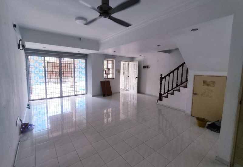 Taman Muzaffar Heights