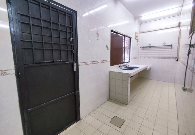 Taman Muzaffar Heights