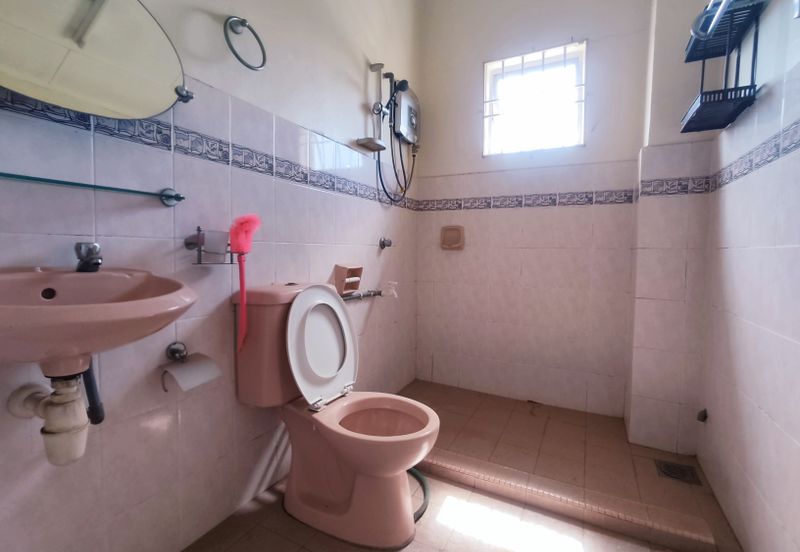 Taman Muzaffar Heights