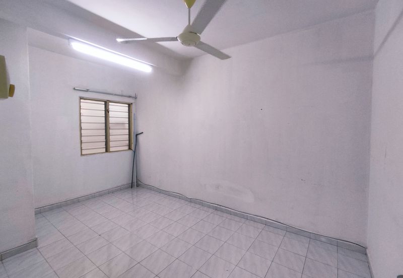 Taman Muzaffar Heights