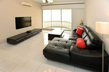 KONDOMINIUM SERI BAYAN