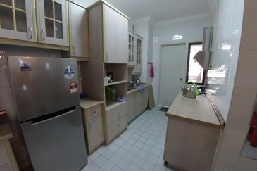 KONDOMINIUM SELAT HORIZON