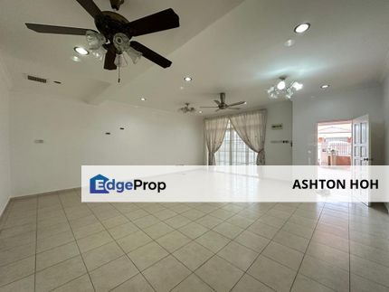RENOVATED 4-bed 2 Storey Souble Storey Terrace House in Taman Semabok Perdana, Melaka, Melaka Jaya