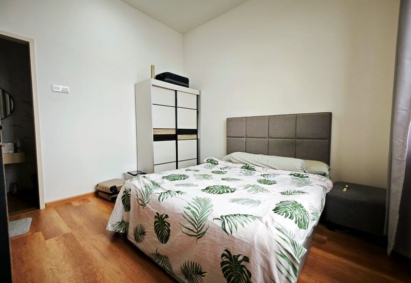 The Quartz Residence