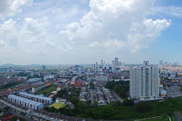 The Quartz Residence