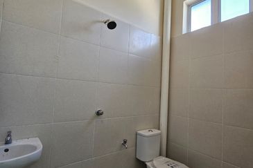 TAMAN ALAI PERDANA (CRISTAL BAY)