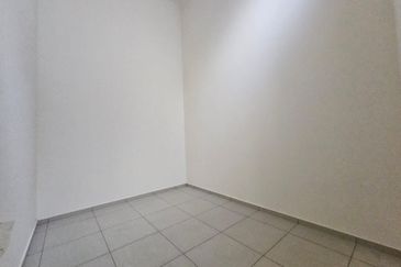 TAMAN ALAI PERDANA (CRISTAL BAY)