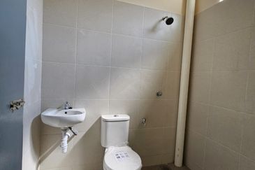 TAMAN ALAI PERDANA (CRISTAL BAY)