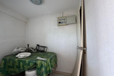 TANJUNG SAMUDERA CONDOMINIUM BEACH RESORT