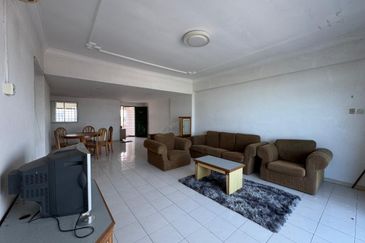 TANJUNG SAMUDERA CONDOMINIUM BEACH RESORT