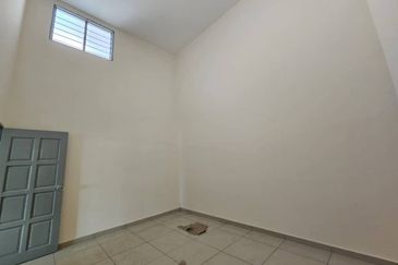 TAMAN ALAI PERDANA (CRISTAL BAY)