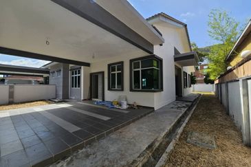 TAMAN ALAI PERDANA (CRISTAL BAY)