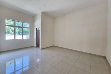 TAMAN ALAI PERDANA (CRISTAL BAY)