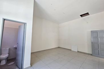 TAMAN ALAI PERDANA (CRISTAL BAY)