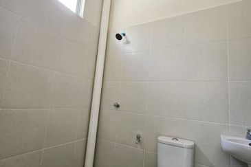 TAMAN ALAI PERDANA (CRISTAL BAY)