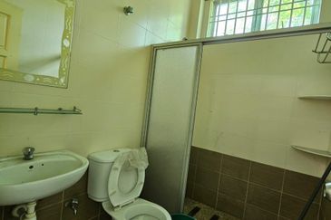 TAMAN ALAI PERDANA (CRISTAL BAY)