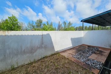 TAMAN ALAI PERDANA (CRISTAL BAY)