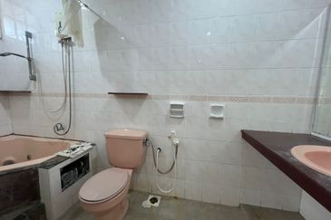 Taman Ayer Keroh Heights