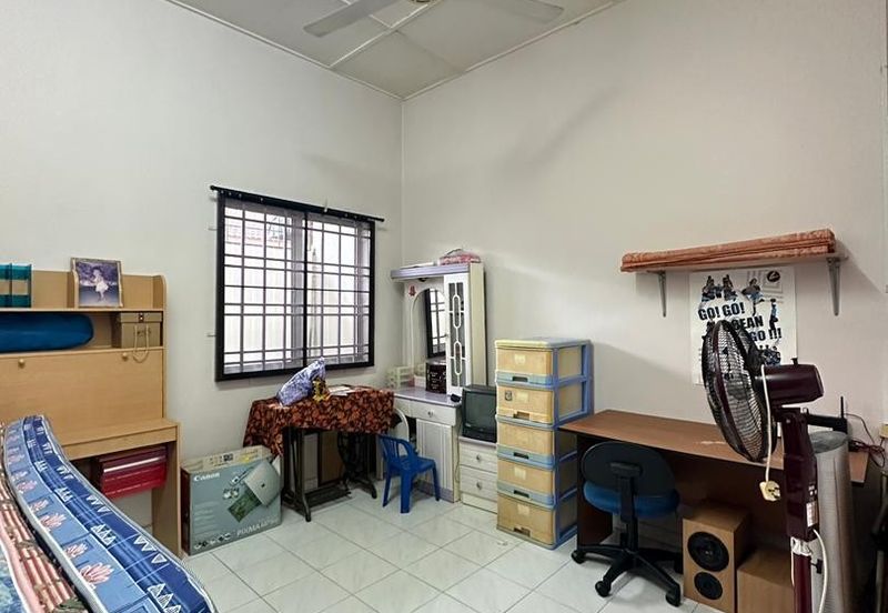 TAMAN MAJU FASA 1 & 2