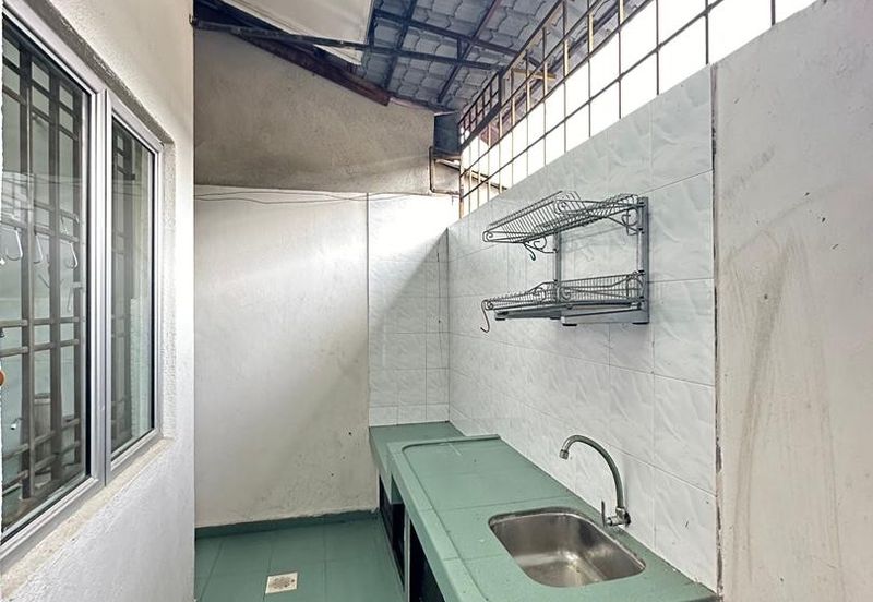 TAMAN MAJU FASA 1 & 2