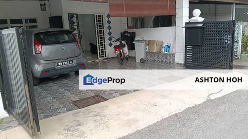 WITH ATTIC FLOOR Renovated Freehold 2-bed 1 Storey Single Storey Terrace House in Taman Bukit Serindit, Melaka, Melaka Tengah