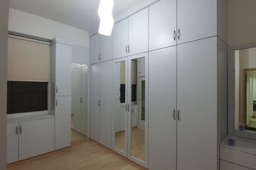 CHENG HEIGHTS CONDOMINIUM