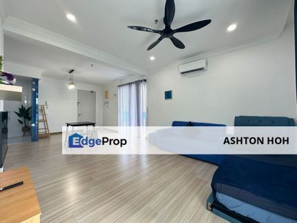 RENOVATED City & Pool View Corner 2-bed The Wave Condo in Kota Laksamana, Melaka, Melaka Tengah