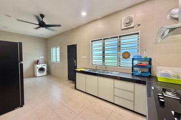 TAMAN PUNCAK BERTAM (MALIM HILL PARK)