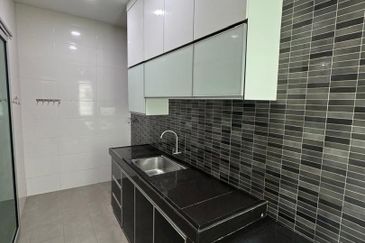 Taman Muzaffar Heights