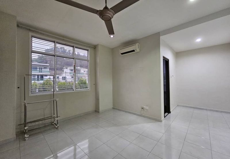 Taman Muzaffar Heights