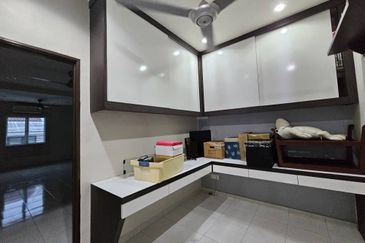 Taman Muzaffar Heights