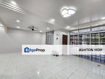 NEWLY RENOVATED Extended 4-bed 2 Storey Double Storey Terrace House in Taman Angkasa Nuri, Melaka, Batu Berendam