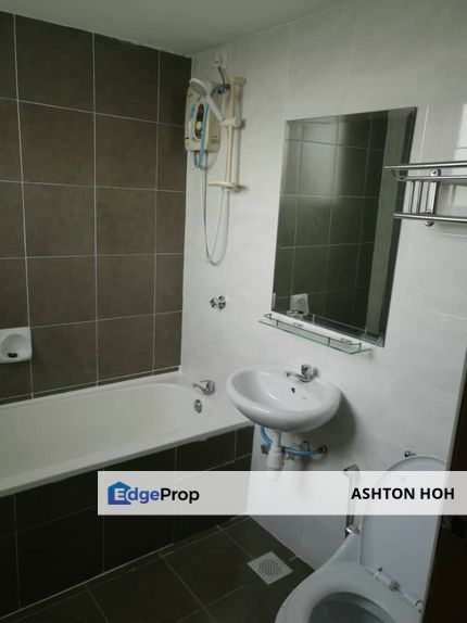 GOLF COURSE VIEW Fully Furnished 2-bed D Savoy Condo in A Famosa Resort Alor Gajah, Melaka, Alor Gajah