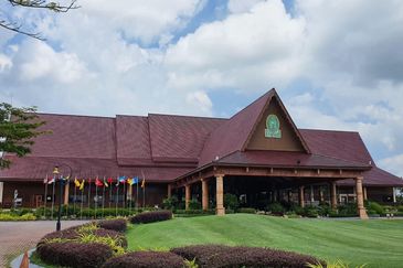 Condo D Savoy @ A Famosa Resort