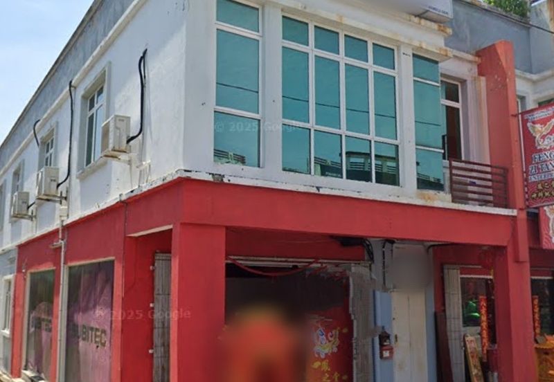 NEAR LOTUS CHENG End Lot 3 Rooms Office 1st First Floor Taman Paya Rumput Jaya