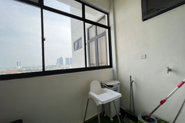 The Quartz Residence