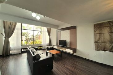 Golden Coast Condominium
