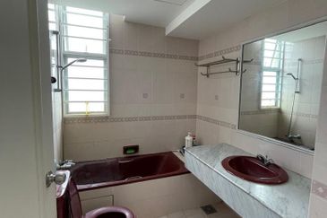 Ocean Palms Condominium