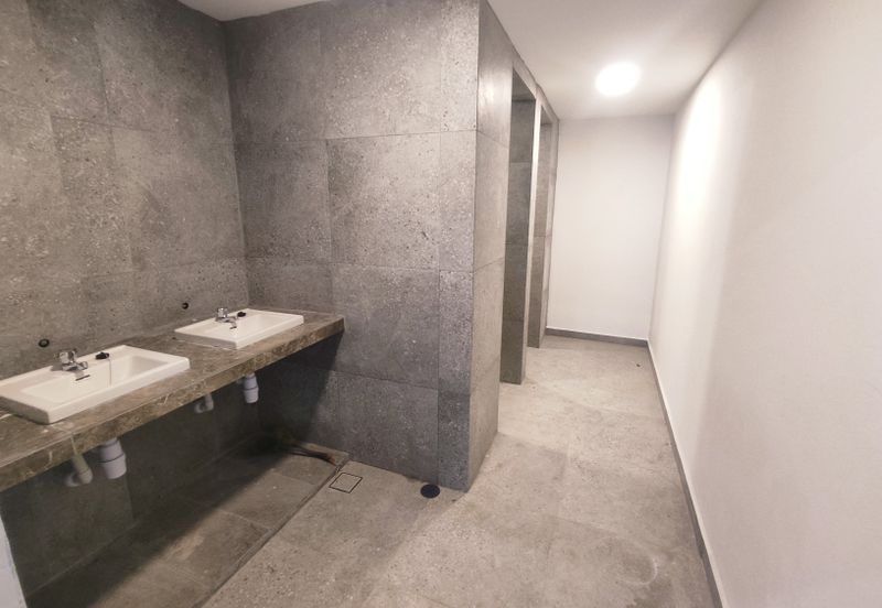 NEAR JONKER TOURIST Ground Floor 2 Storey Shop Double Storey Shoplot Kampung Hulu