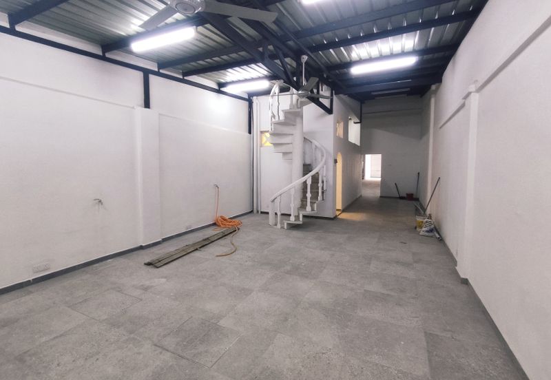 NEAR JONKER TOURIST Ground Floor 2 Storey Shop Double Storey Shoplot Kampung Hulu