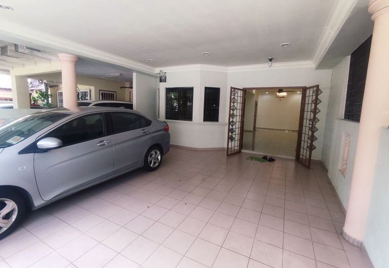 Taman Muzaffar Heights