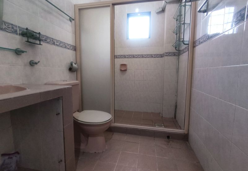 Taman Muzaffar Heights